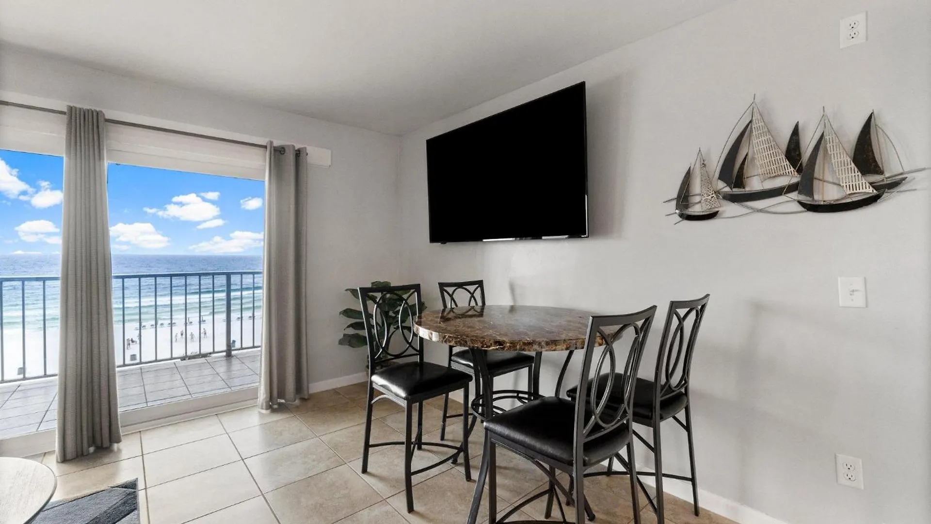 The Summit 620 Apartment Panama City Beach
